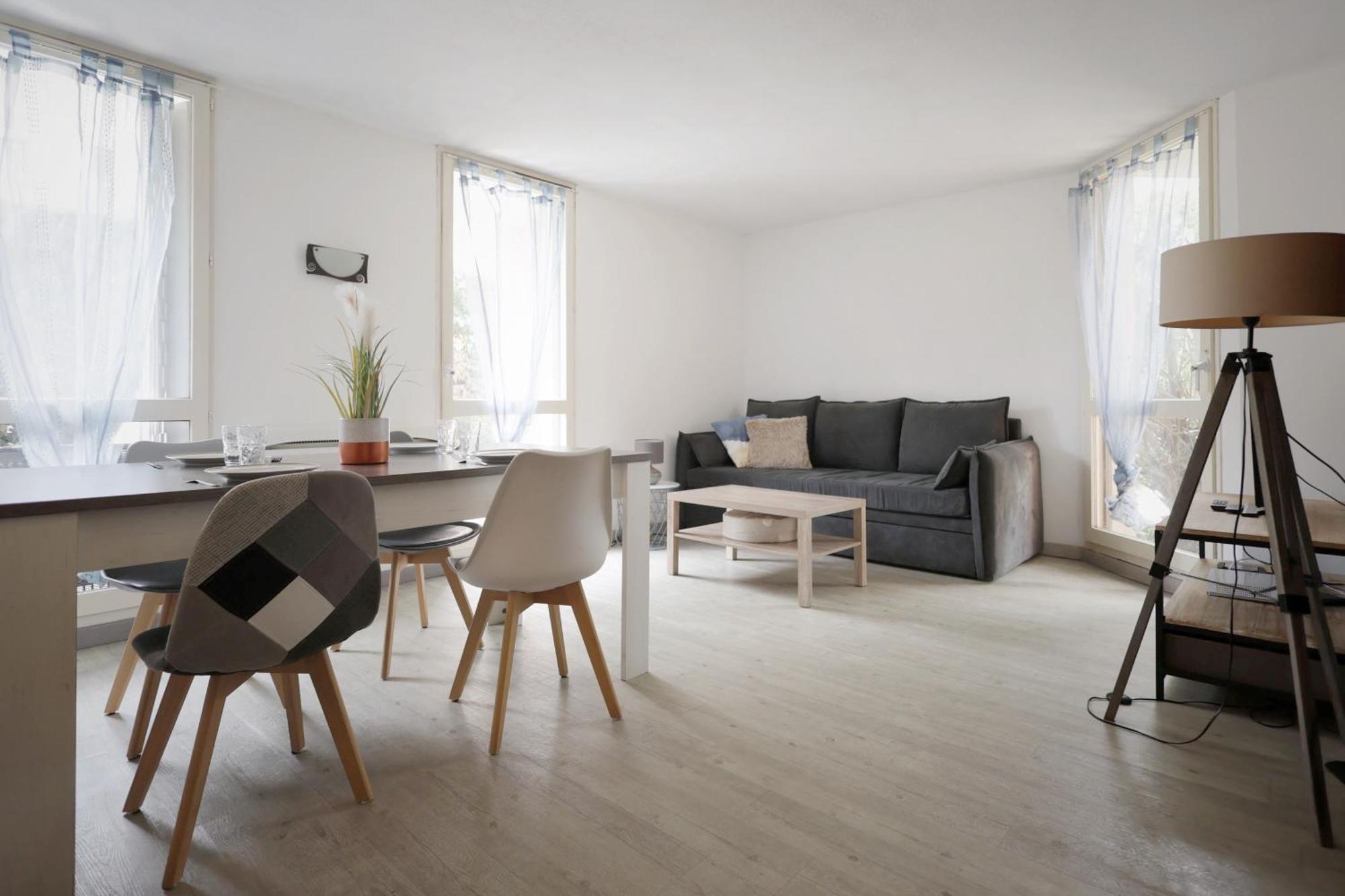Appartement Familial Avec Jardin Ensoleille Dans La Cite Des Potiers Vallauris Ngoại thất bức ảnh
